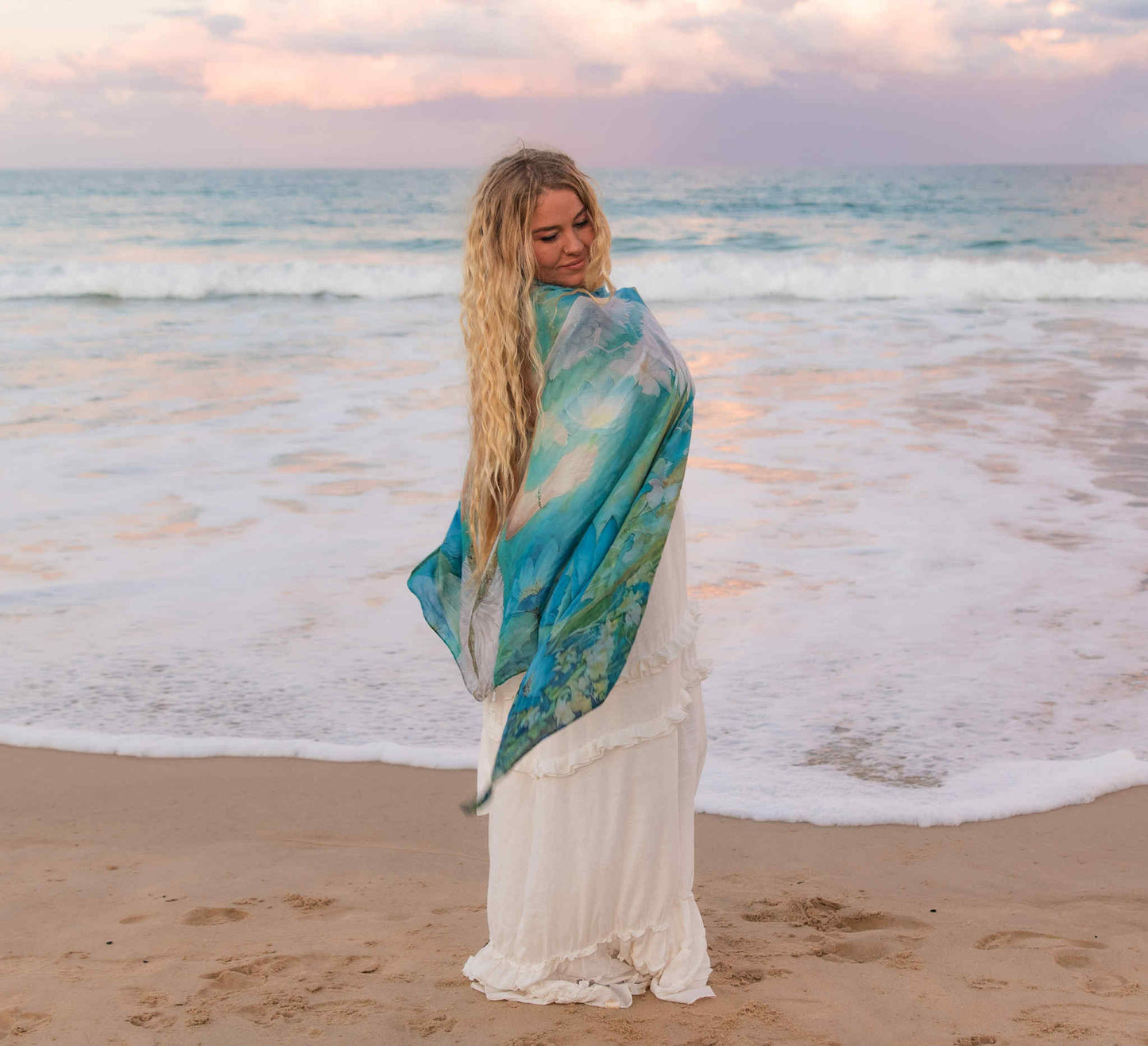 Intuition Shawl – Blue Lotus, Inner Guidance & Spiritual Clarity