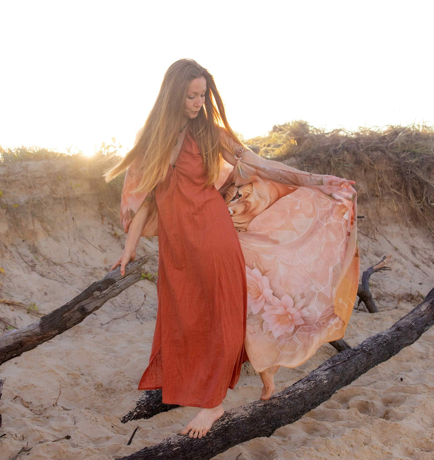 Powerful Expression Shawl - Wild Lioness