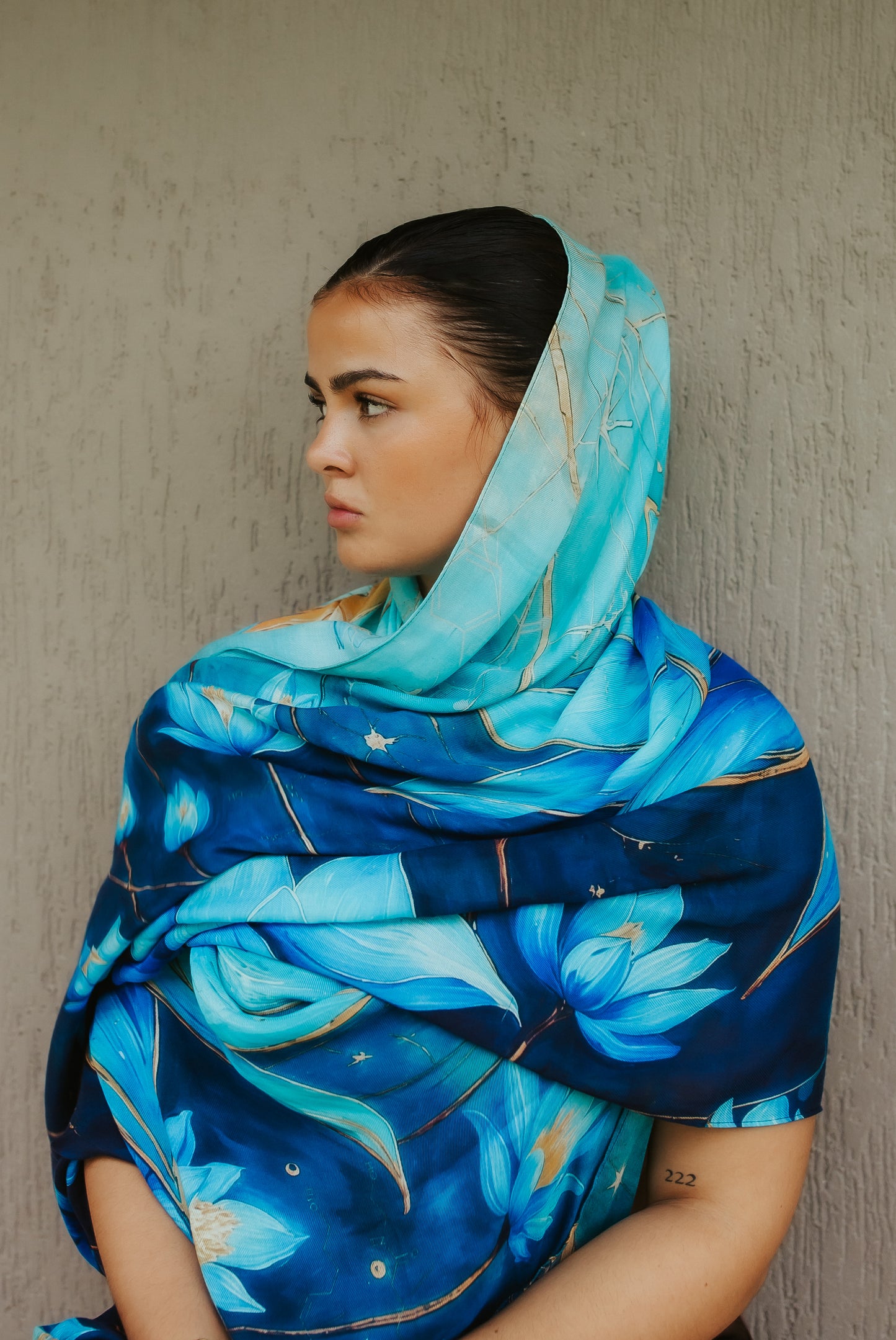 Blue Lotus Intuition Shawl – Inner Guidance & Spiritual Clarity